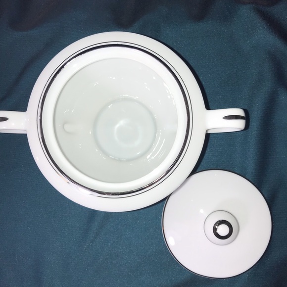 “Carolyn” (with ring) sugar bowl & lid by SEIZAN #7906 fine china Made in Japan - Picture 6 of 10